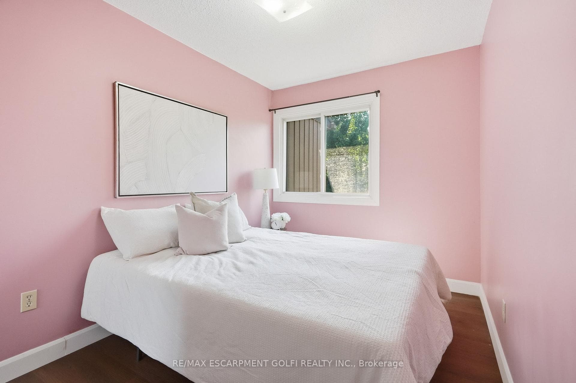 63 Fonthill Road Unit 14 photo 22