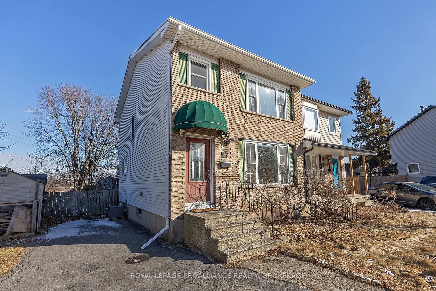 57 Wycliffe Crescent photo 2