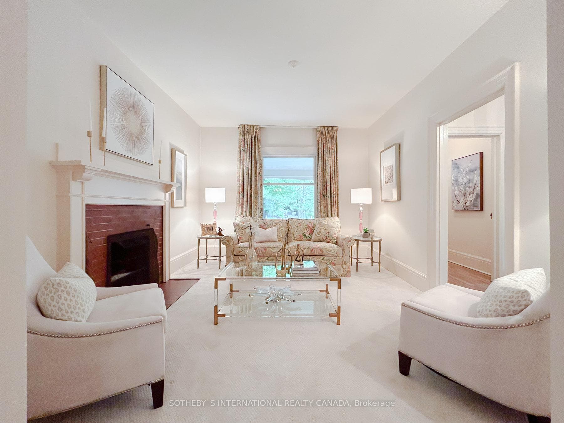 75 Castlefield Avenue photo 4