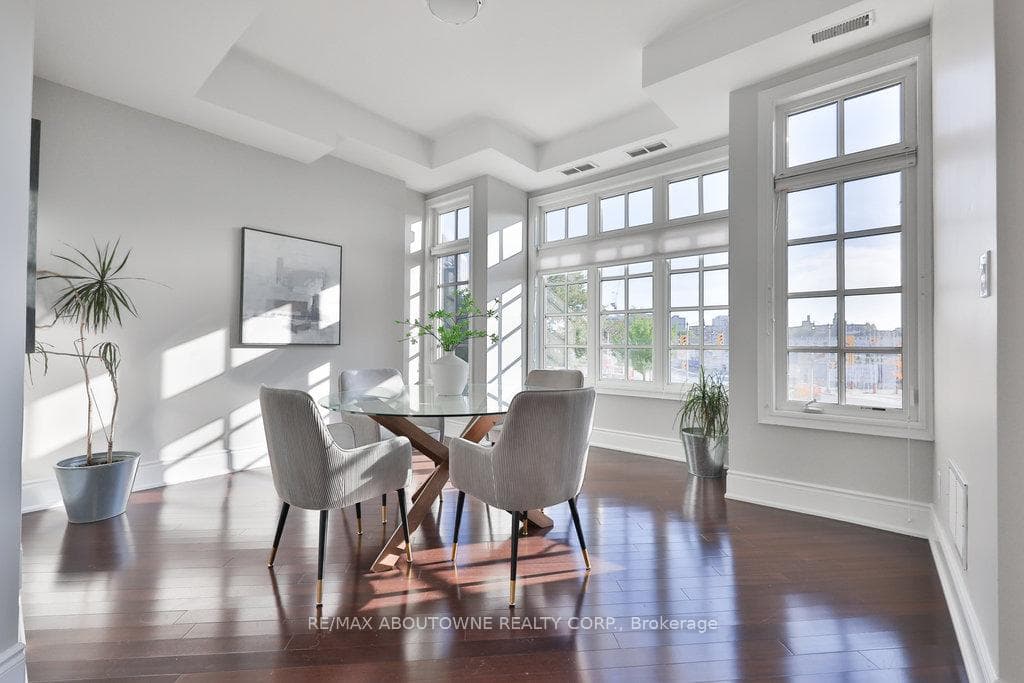 120 Bronte Road Unit 8 photo 23