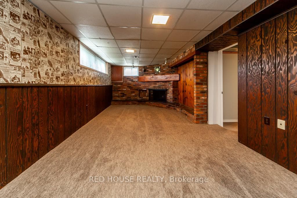 131 Cultra Square photo 16