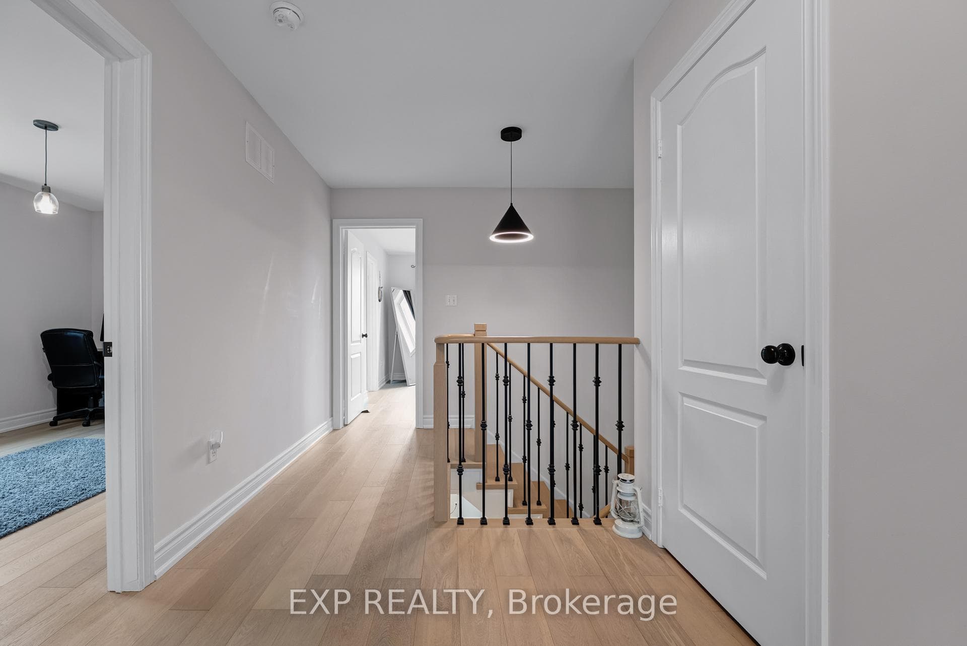 320 Dowson Loop photo 20