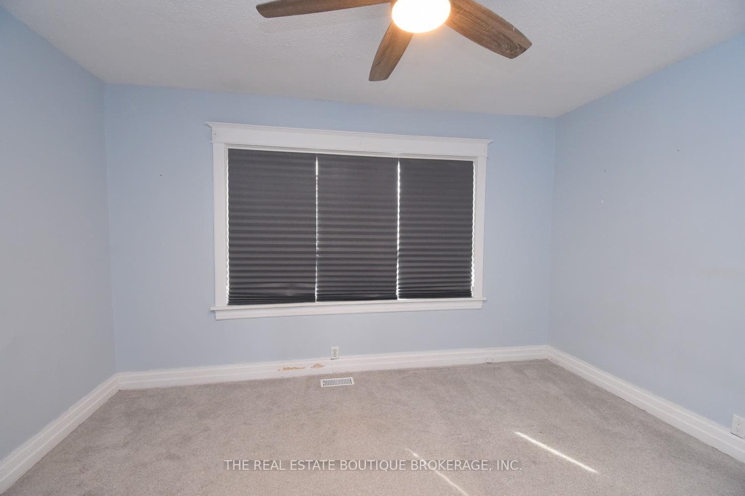 82 Somerset Avenue photo 36