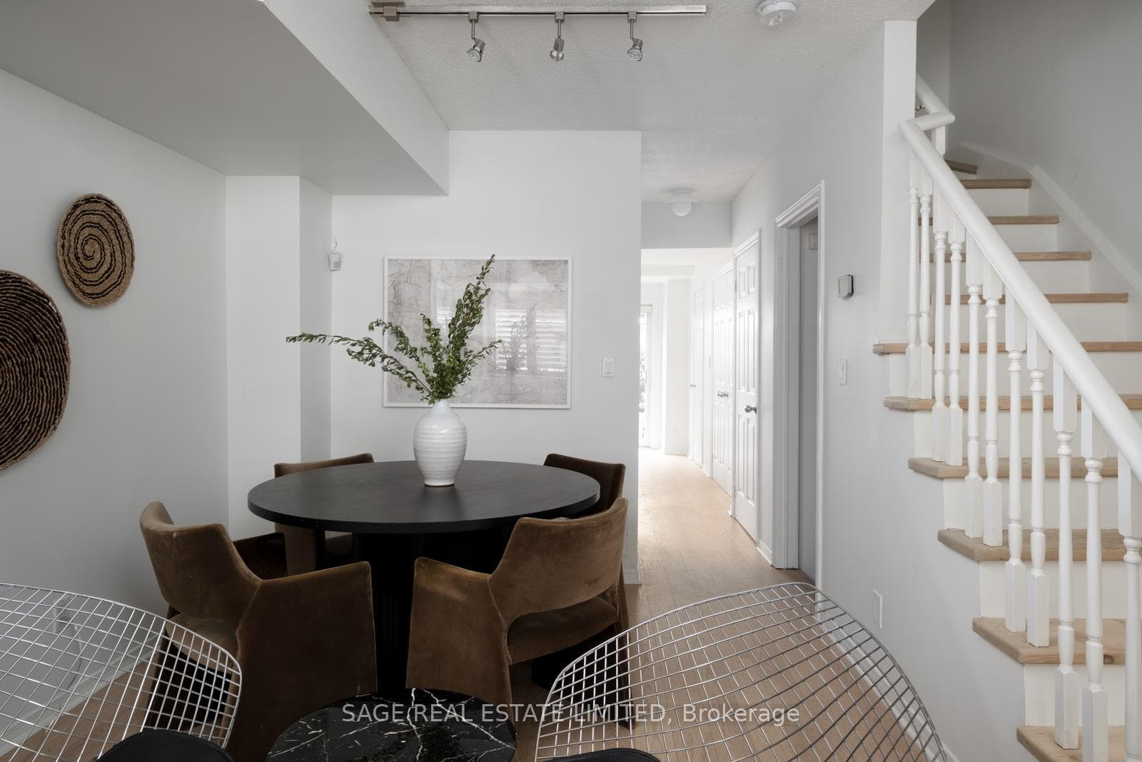 208 Niagara Street Unit 119 photo 7