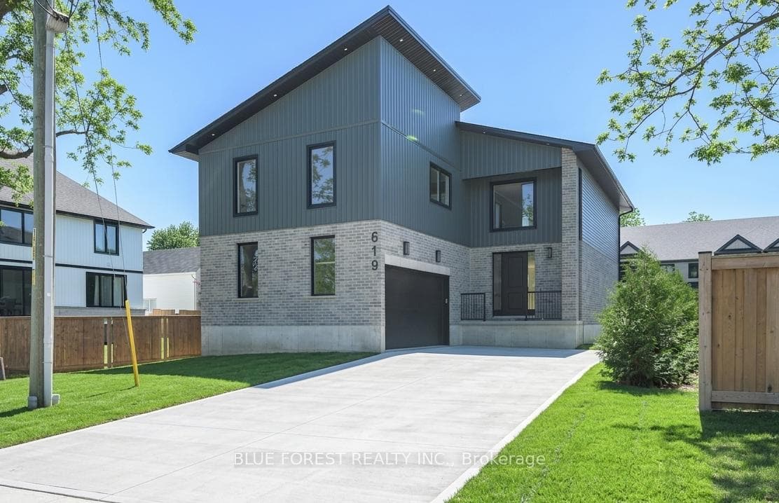 619 Lions Park Drive photo 1