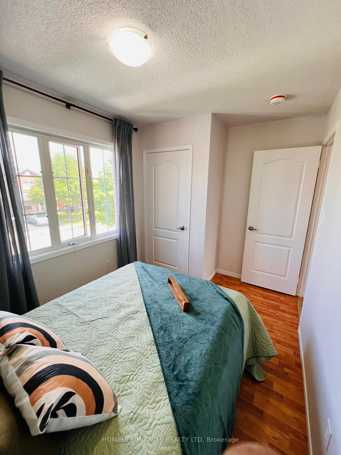 42 Farthingale Crescent photo 32