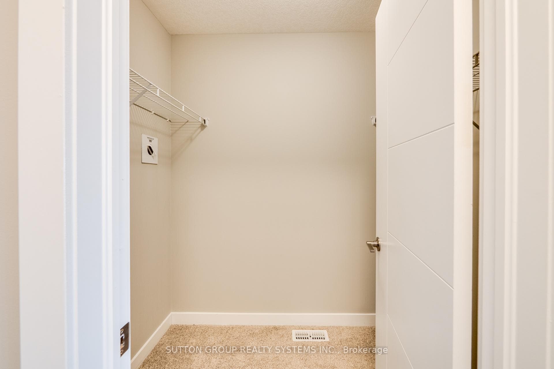925 Robert Ferrie Drive photo 25