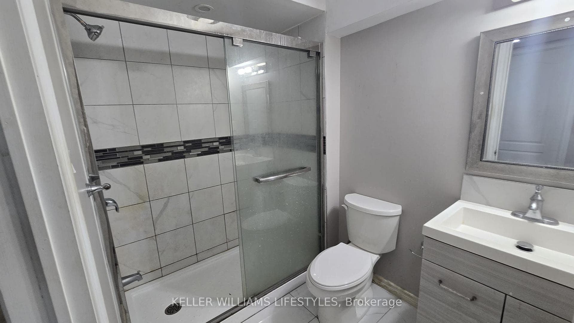 Basement 3 piece bathroom