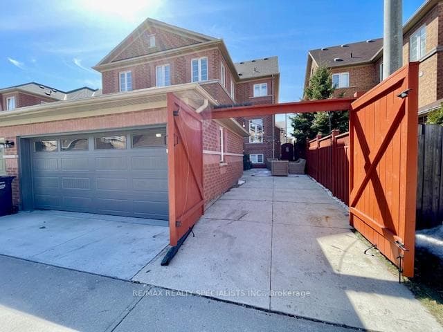 5539 Waterwind Crescent photo 29