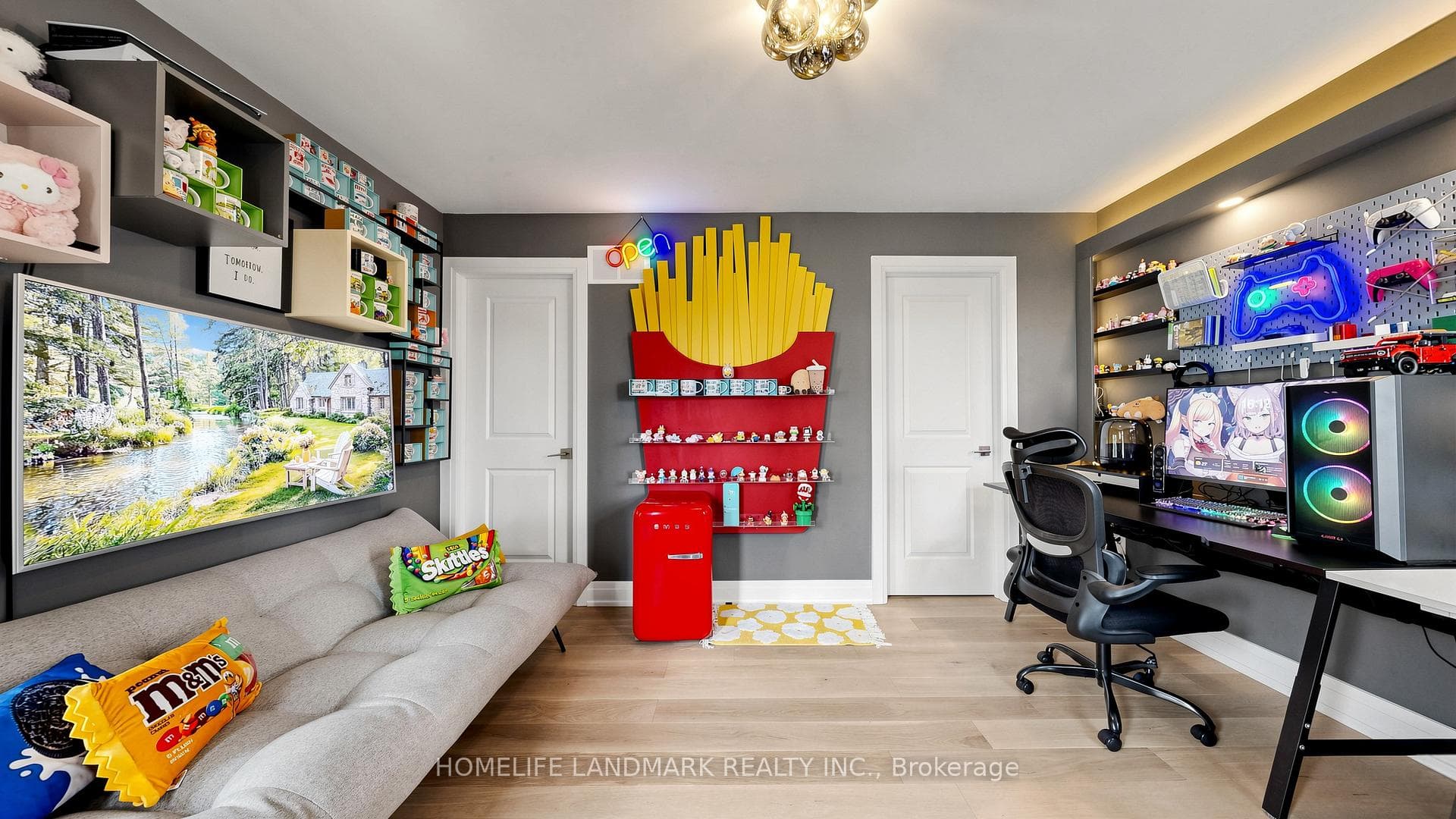 567 New England Court photo 29