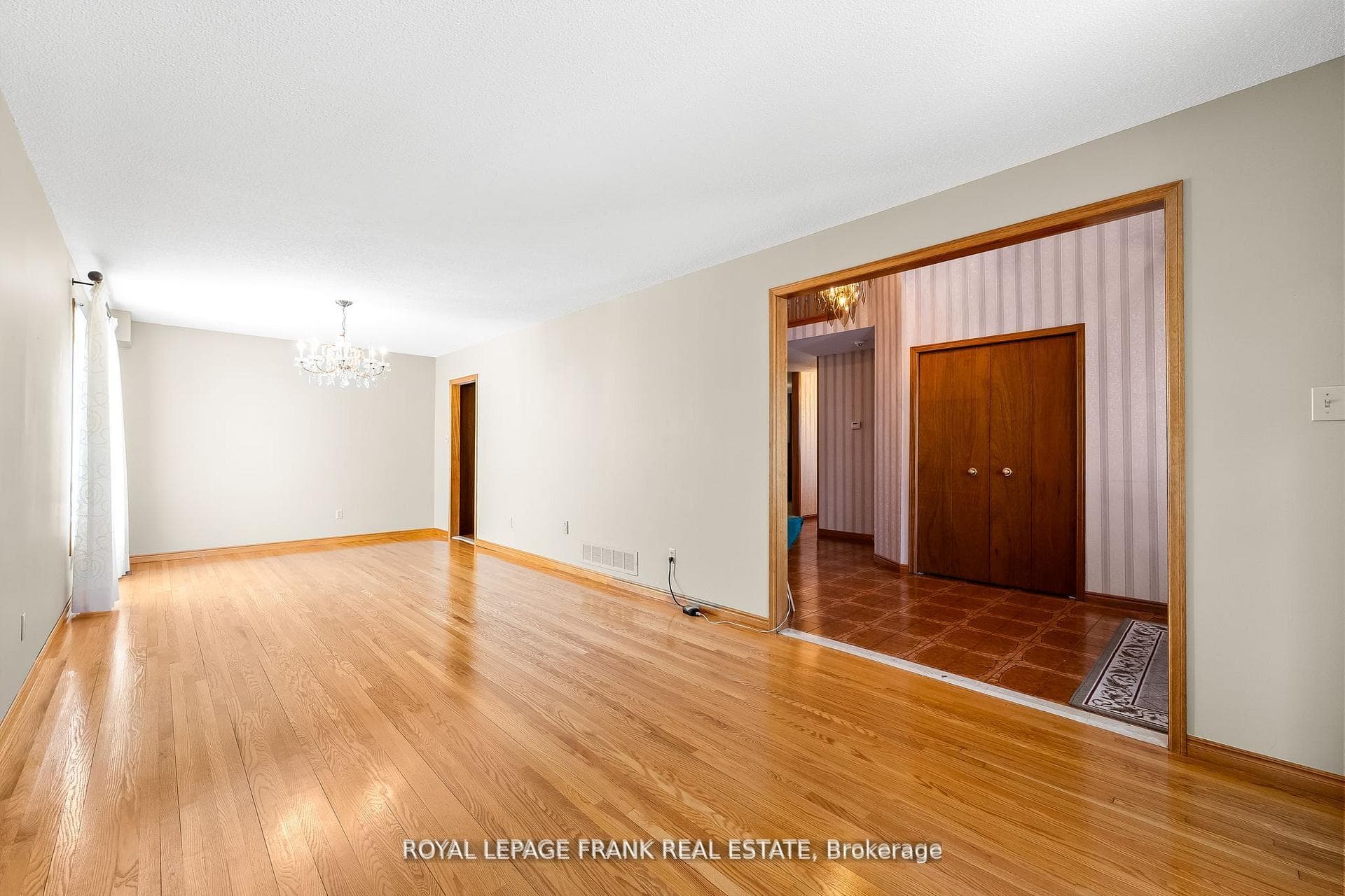 1402 Manitou Drive photo 9