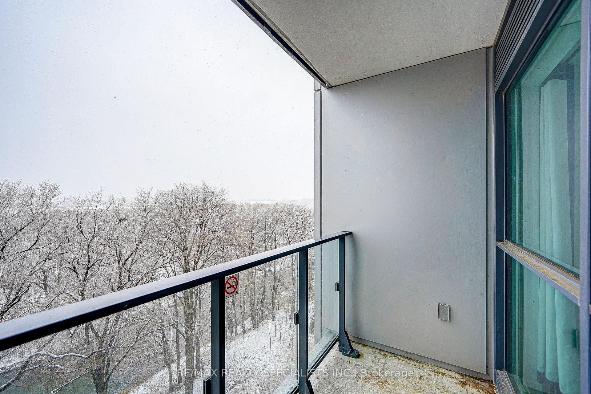 2220 Lakeshore Boulevard Unit 601 photo 24