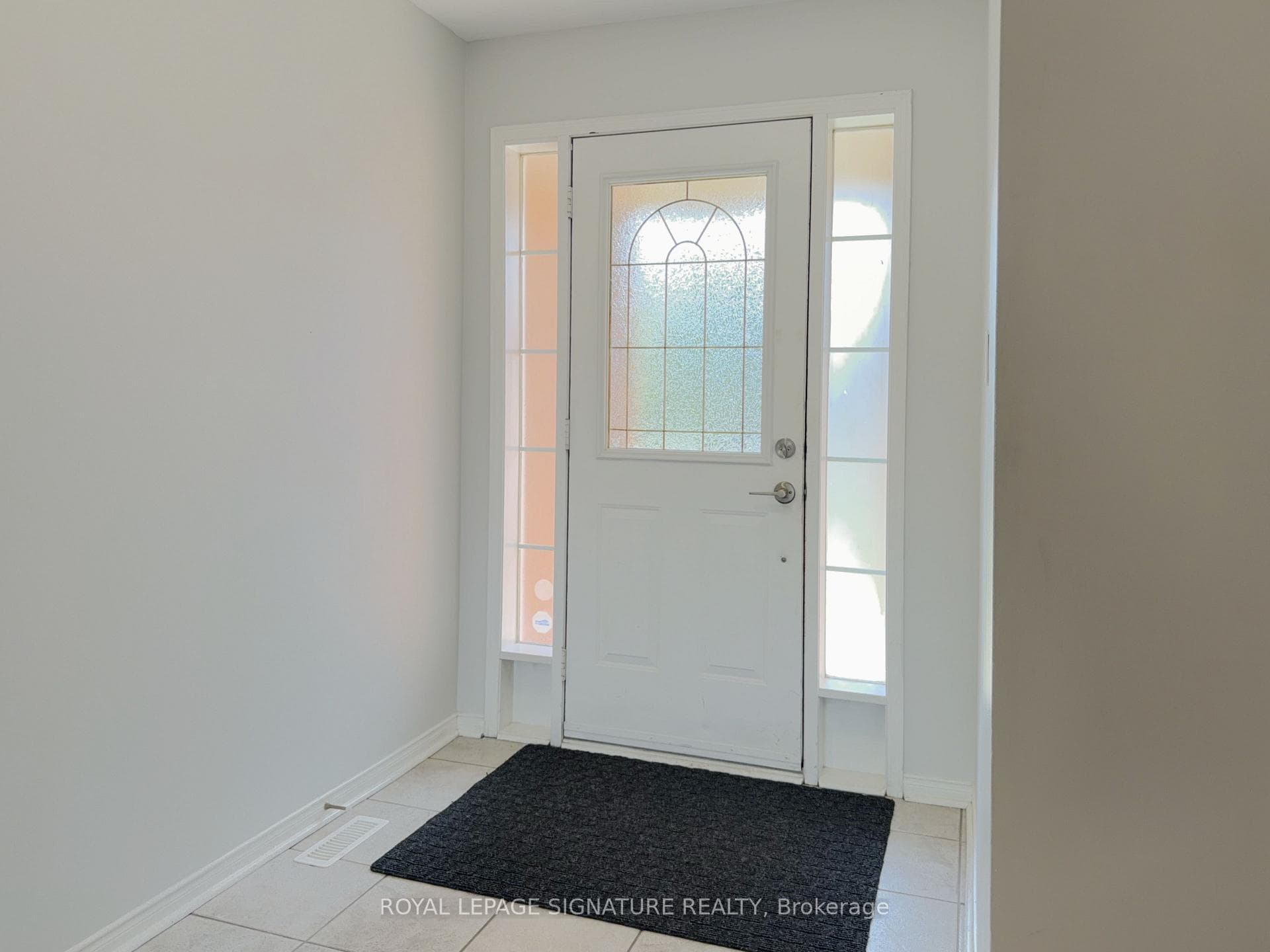 3321 Raindance Crescent photo 6