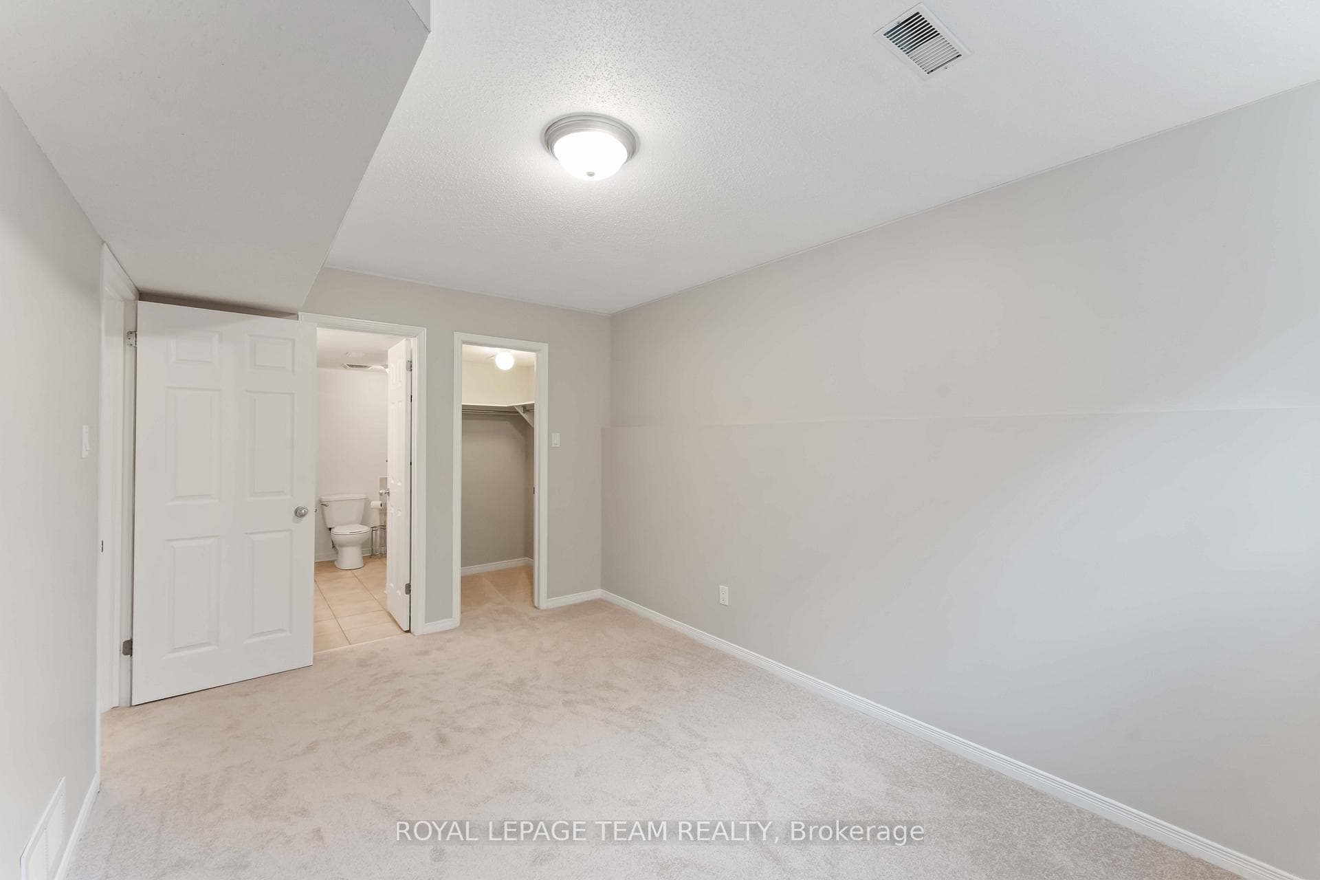 70 Edenvale Drive Unit 101 photo 16
