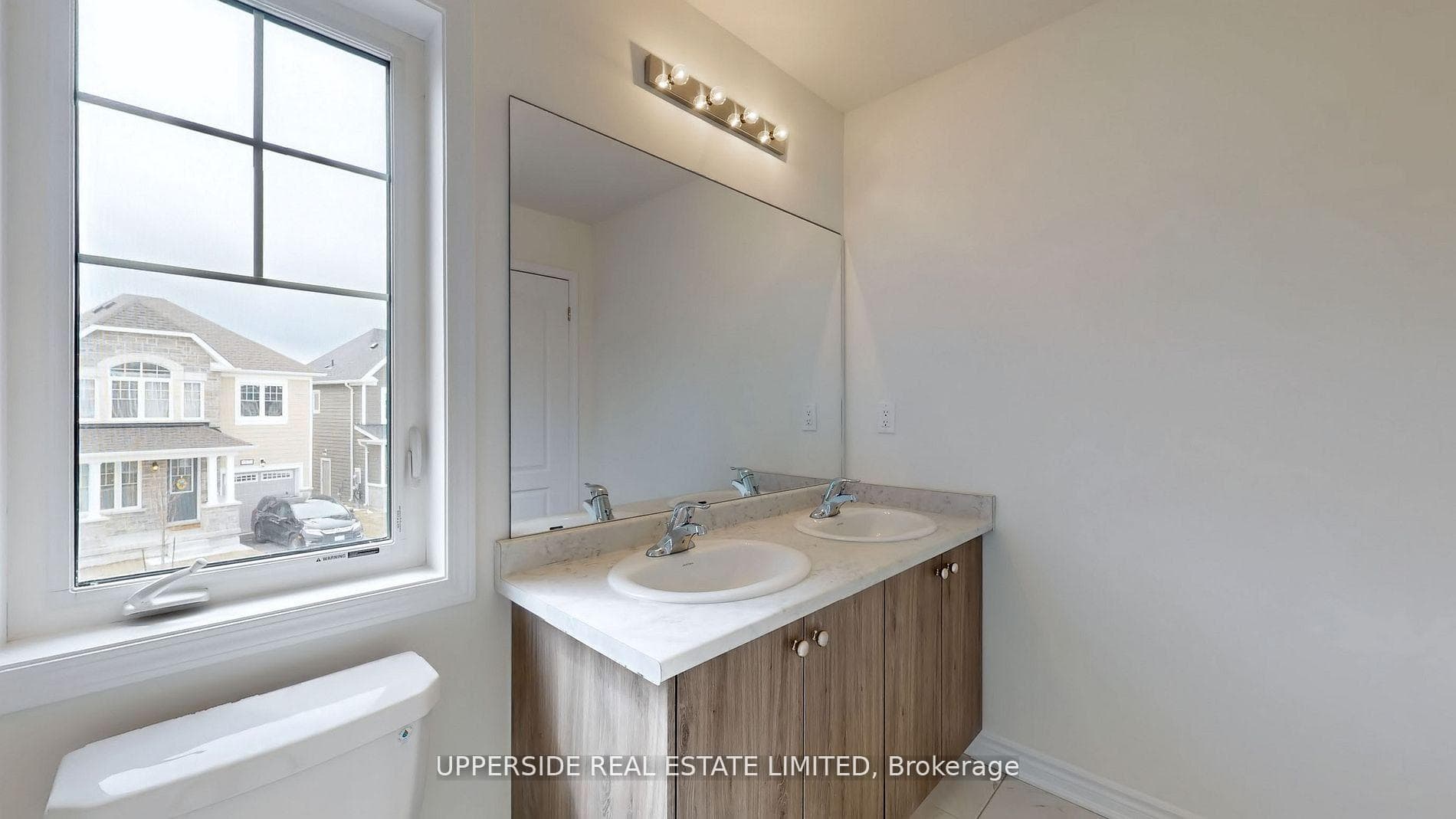 26 Shapira Avenue photo 22