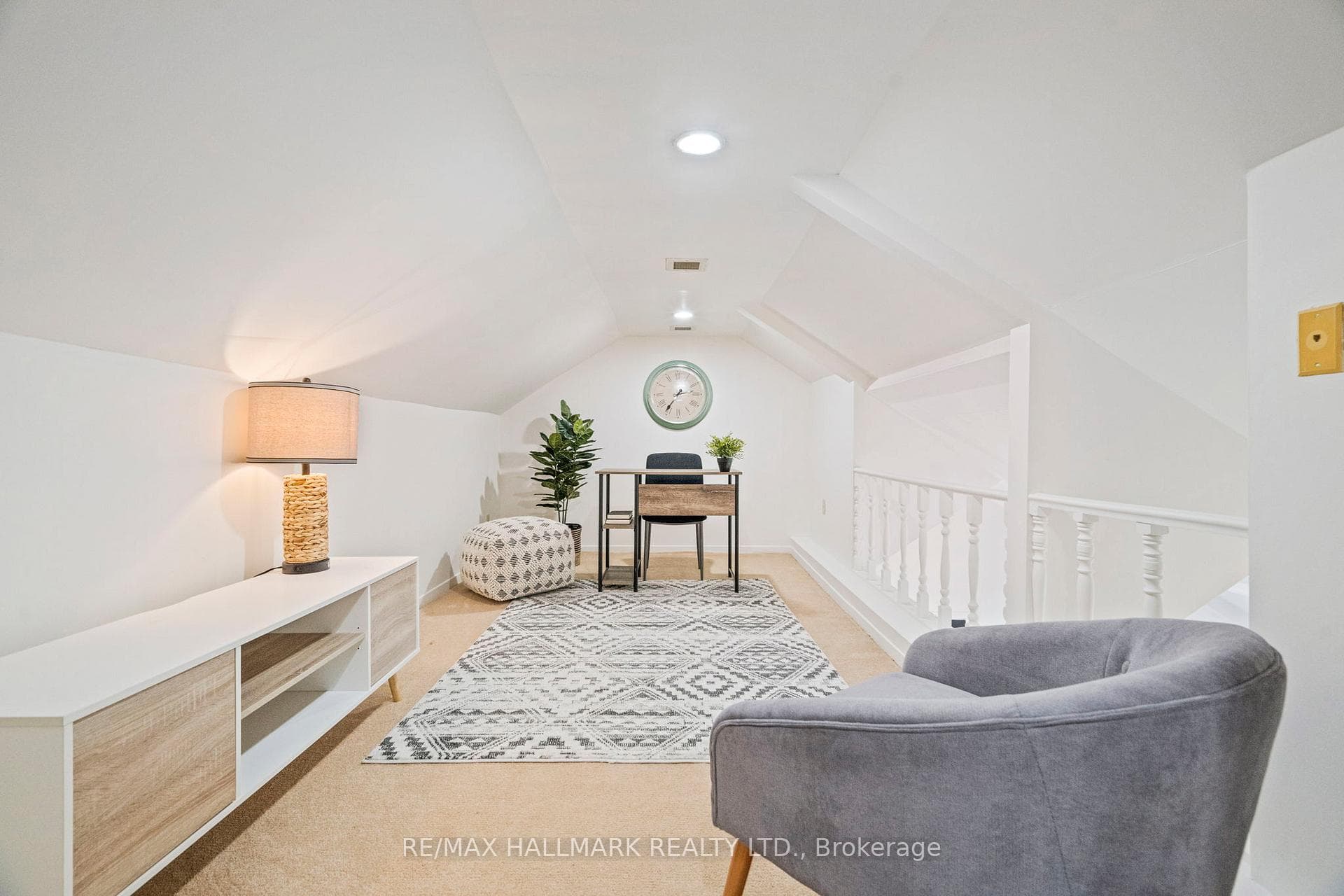 64 Sharpe Street photo 14
