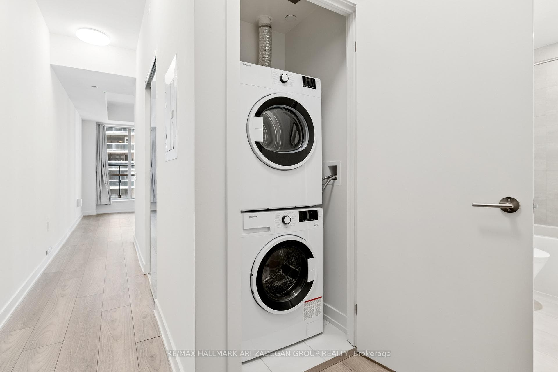 120 Broadway Avenue Unit 716N photo 5