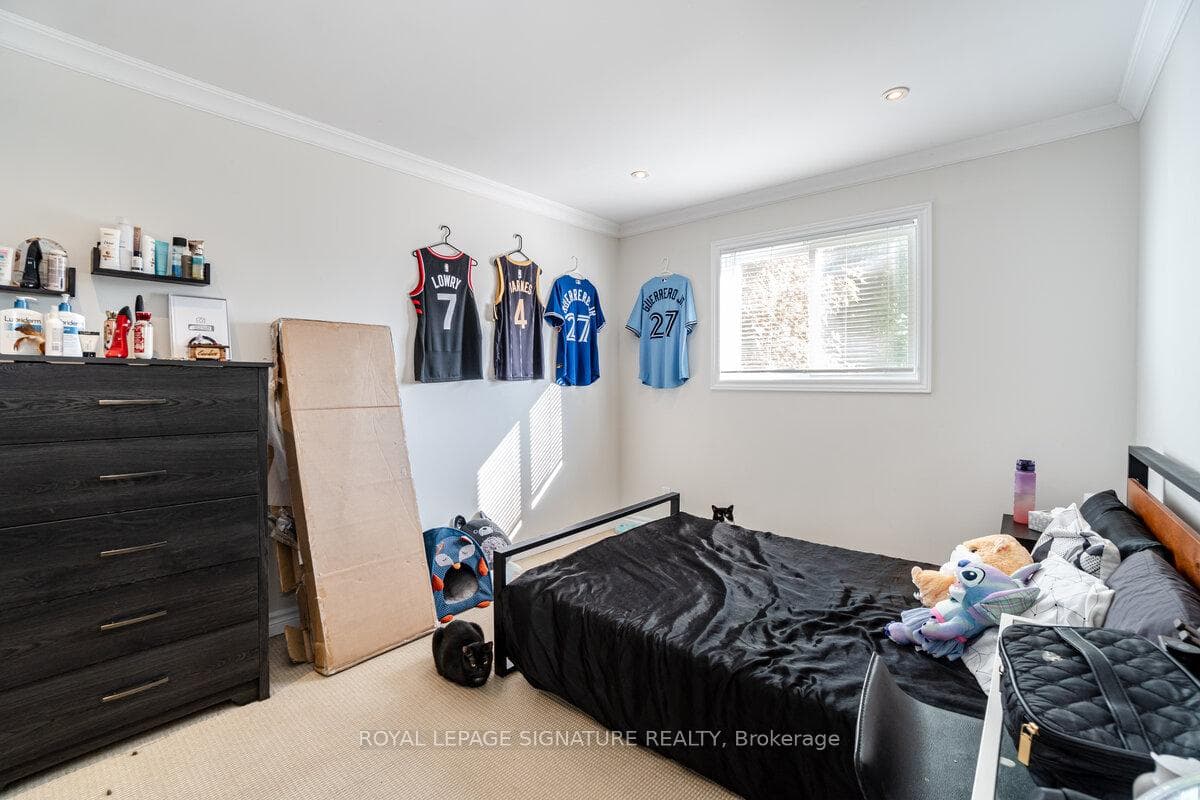 1078 Eastmount Avenue Unit 1 photo 16