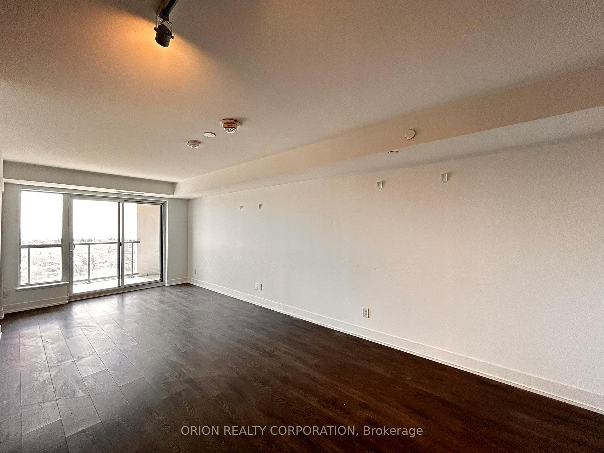 1255 Bayly Street Unit 1906 photo 8