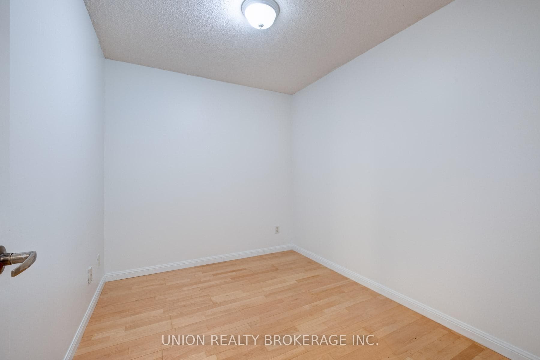 1000 King Street Unit 309 photo 14