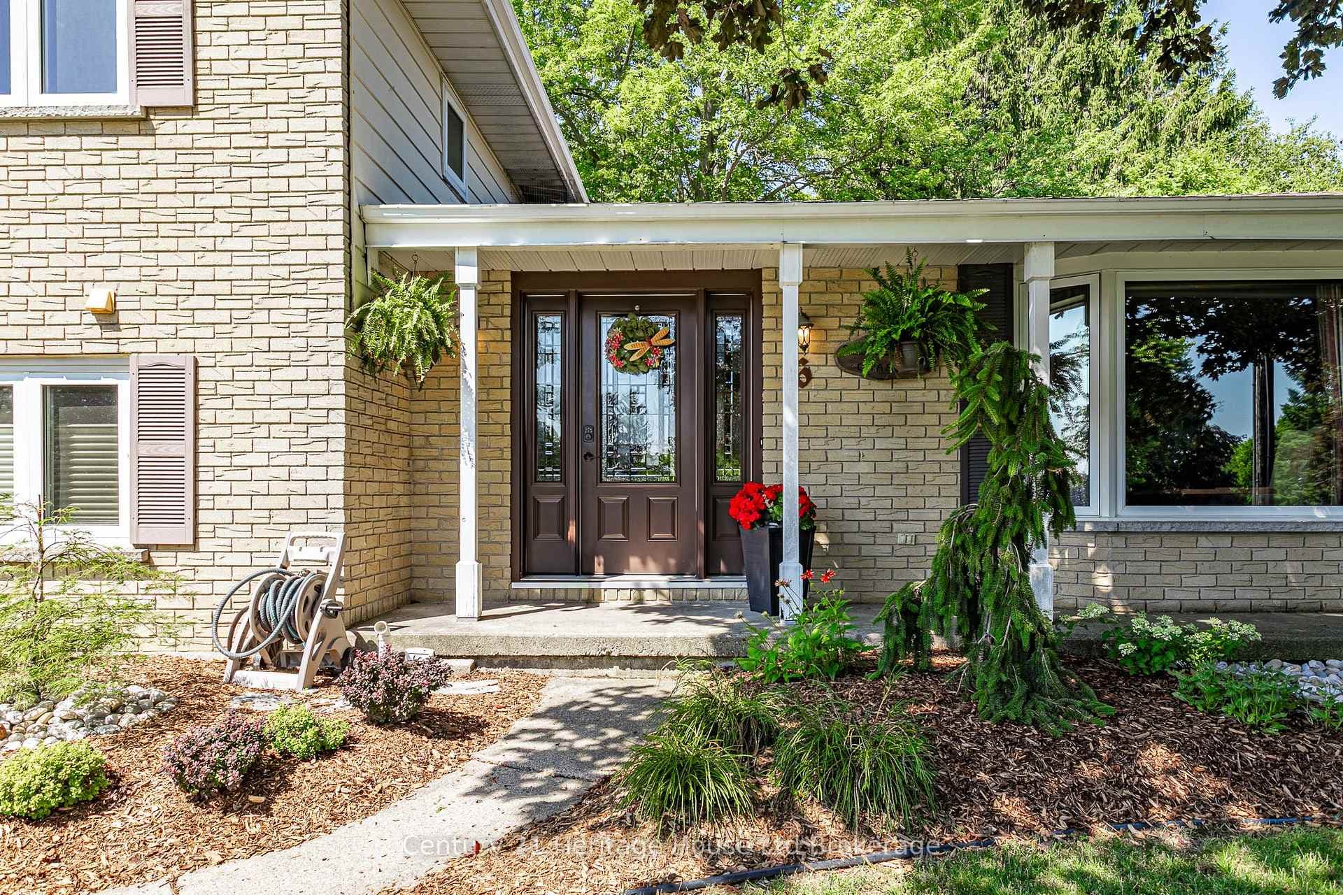 6 Millard Street photo 4