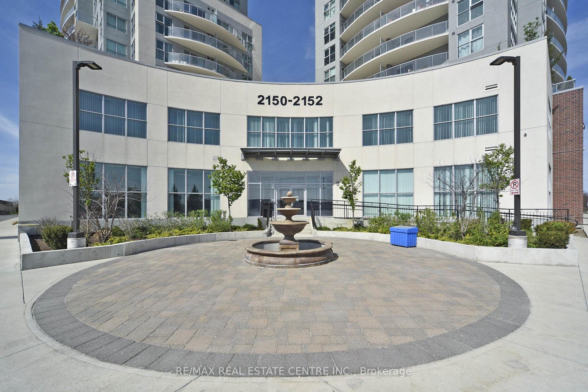 2152 Lawrence Avenue Unit 608 photo 5