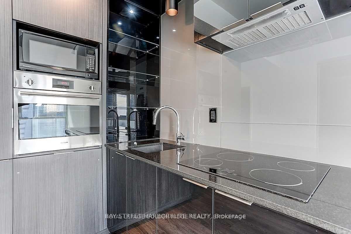 70 Temperance Street Unit 4209 photo 6