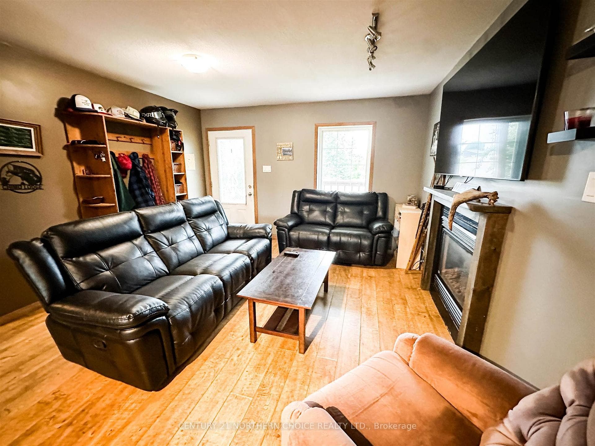 41 Howey Bay Road photo 6