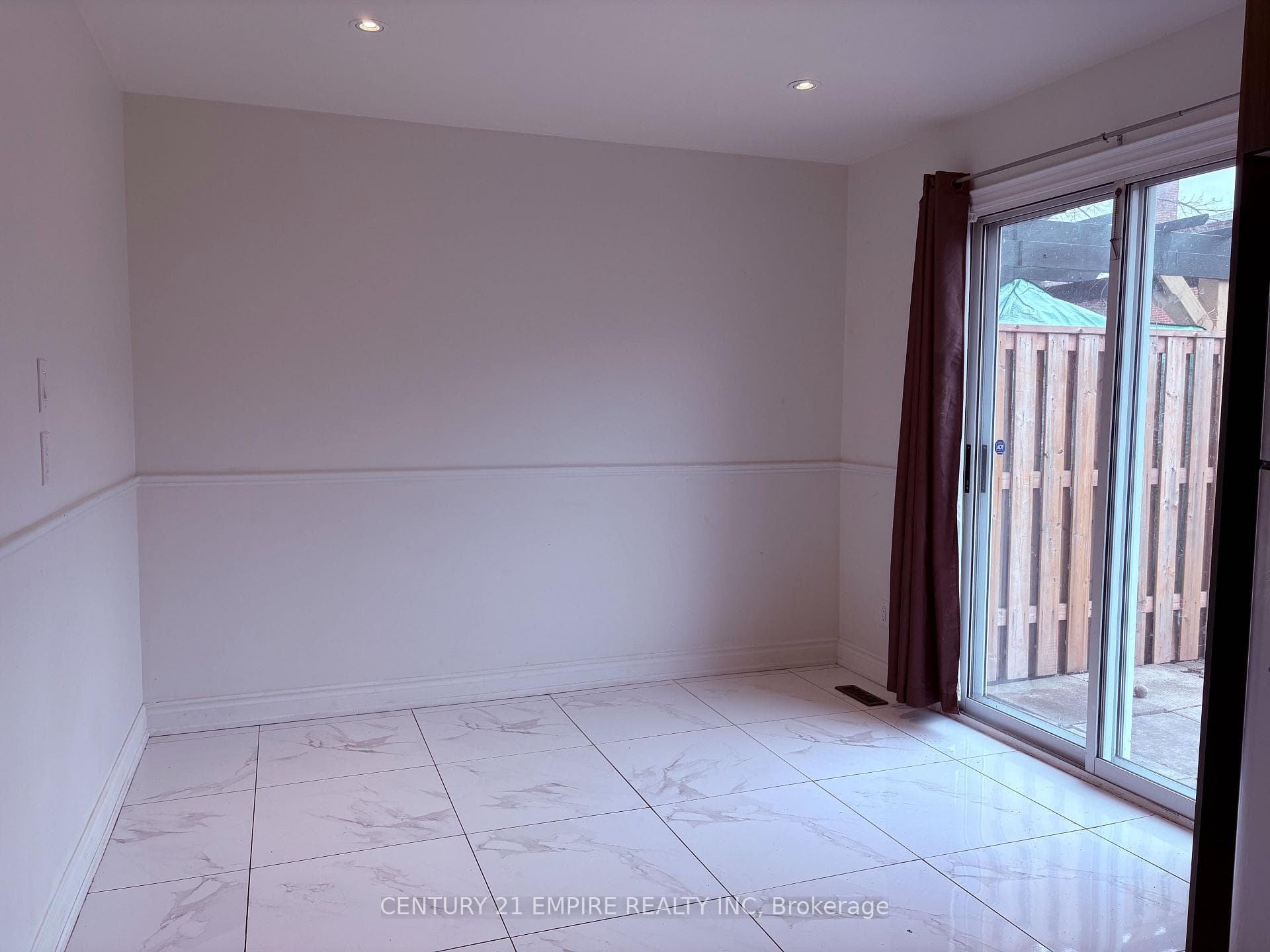19 Bramhall Circle photo 8