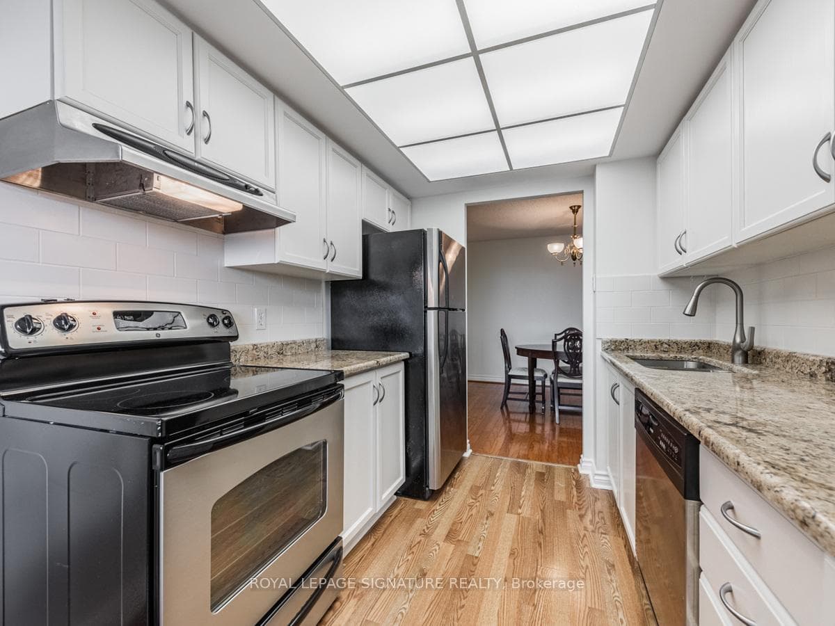 1210 Don Mills Road Unit 402 photo 13