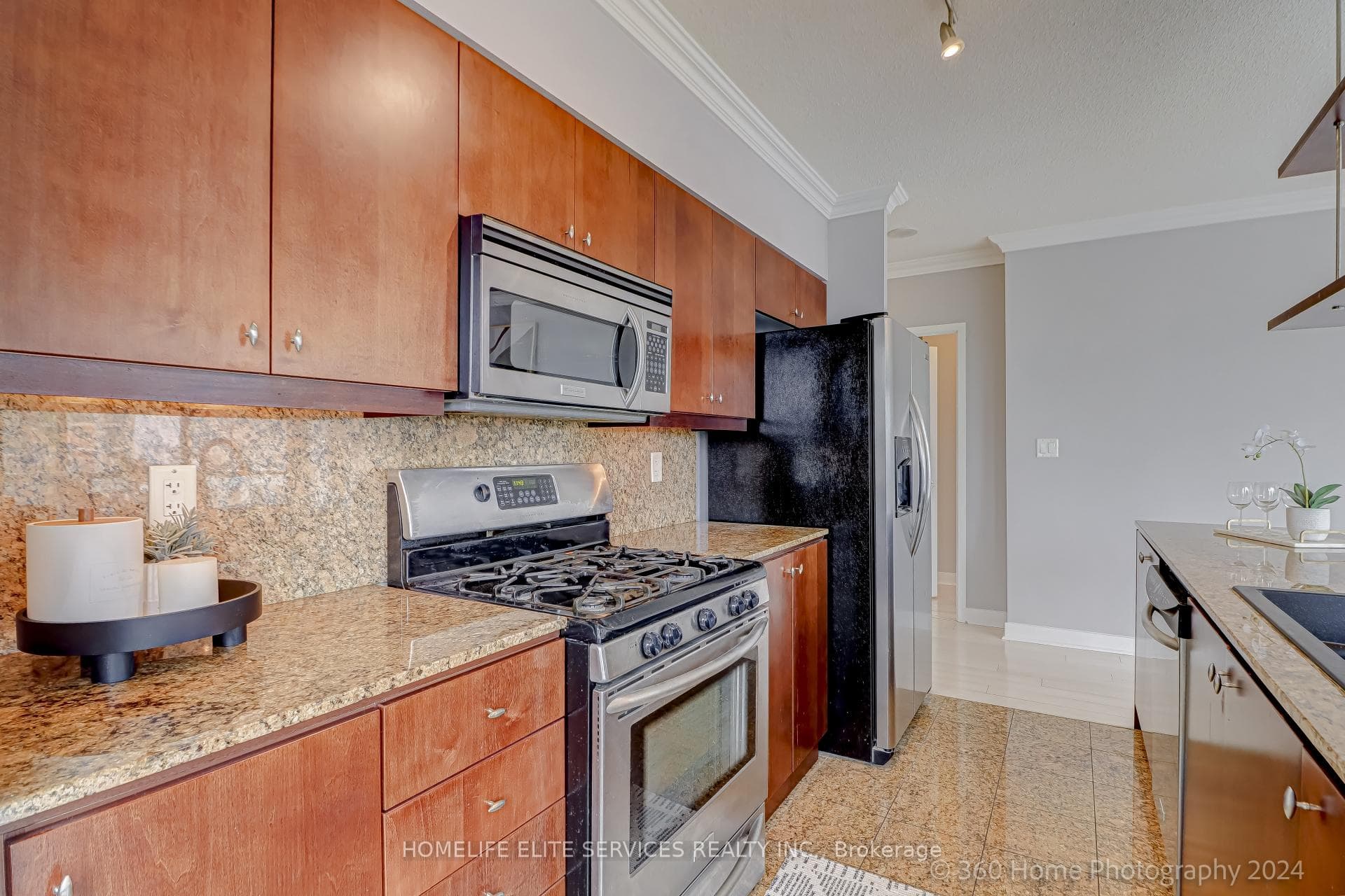 5 Mariner Terrace Unit 703 photo 11