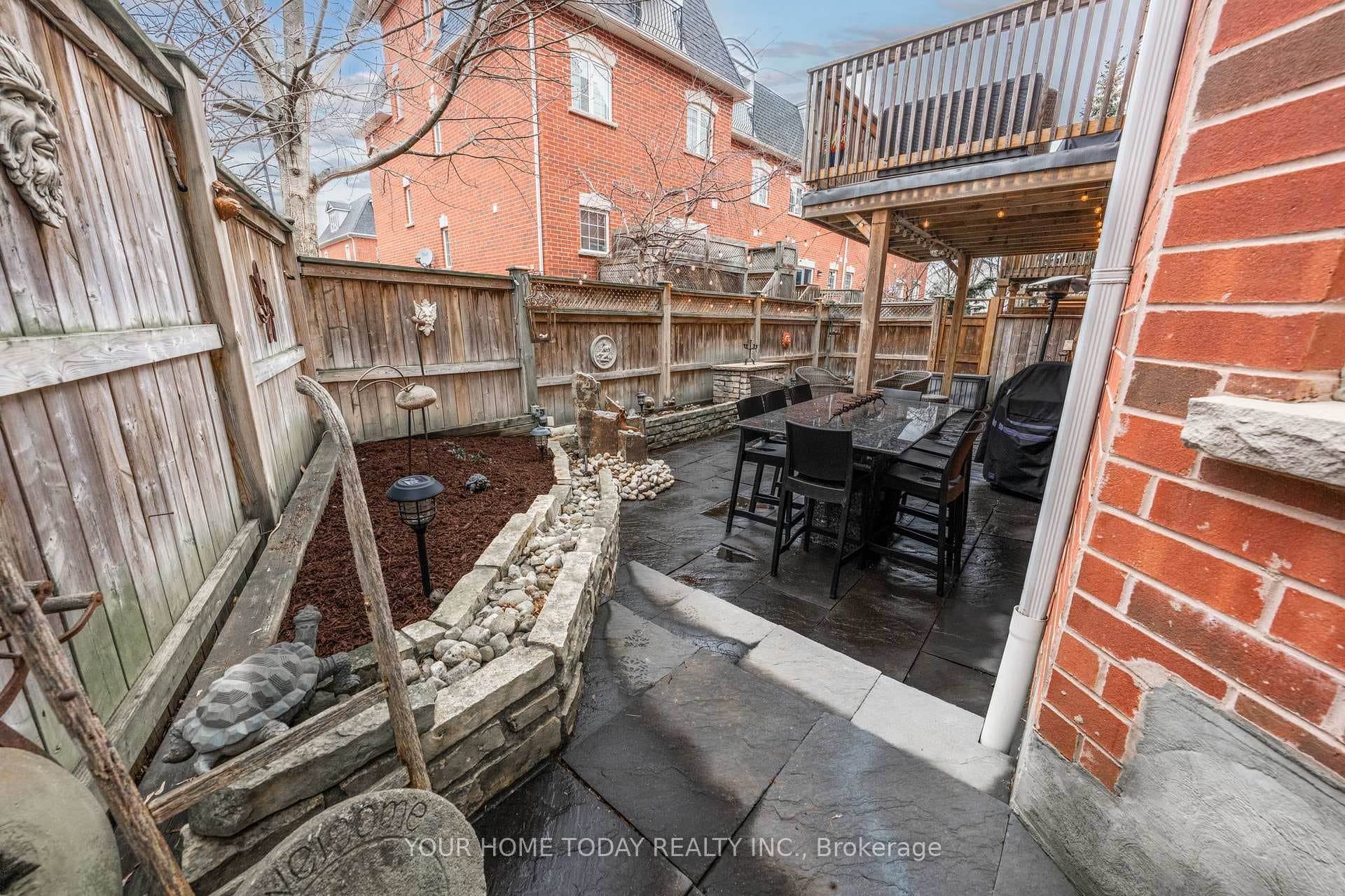 24 Wesleyan Street photo 41
