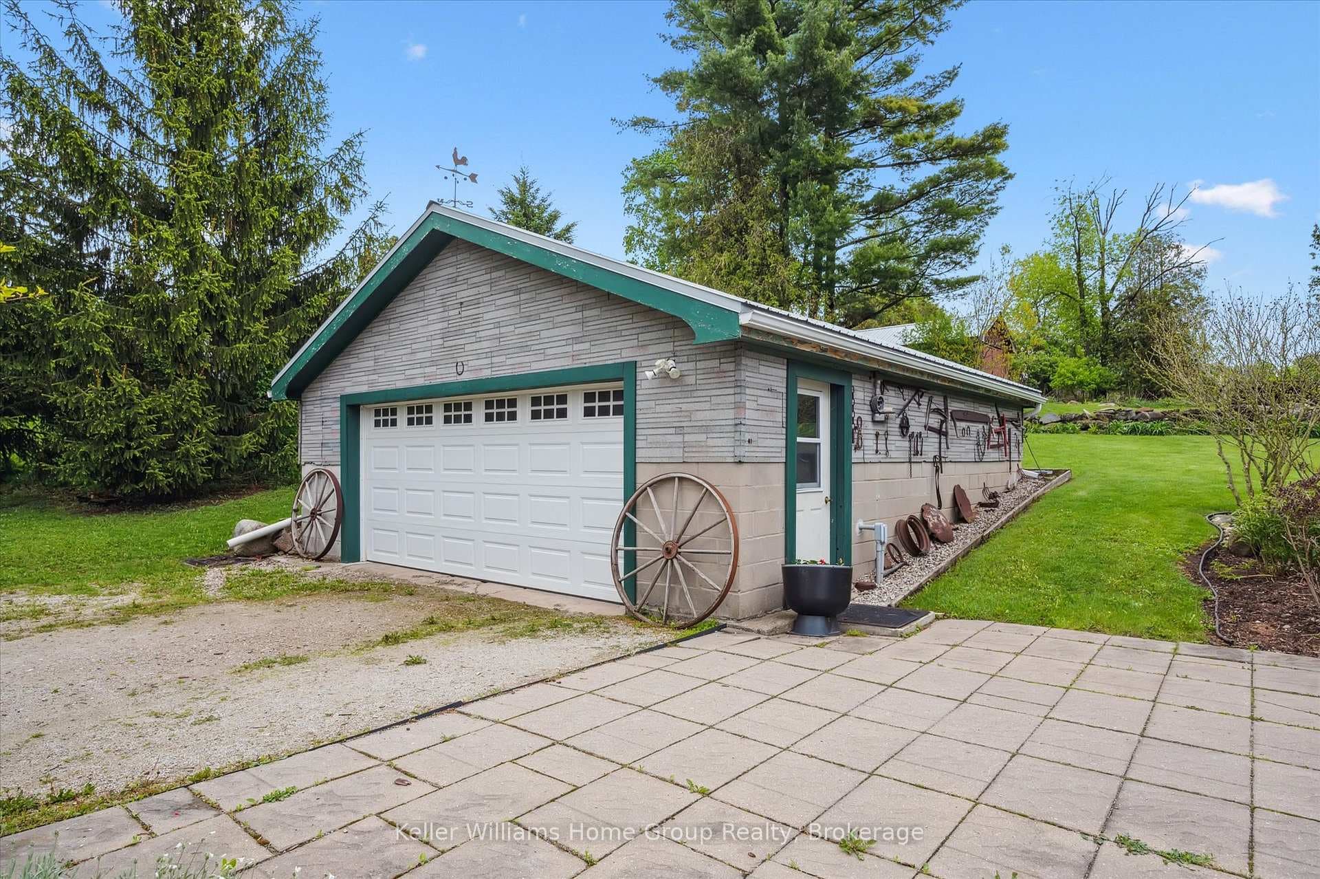 419 Wilson Street photo 35
