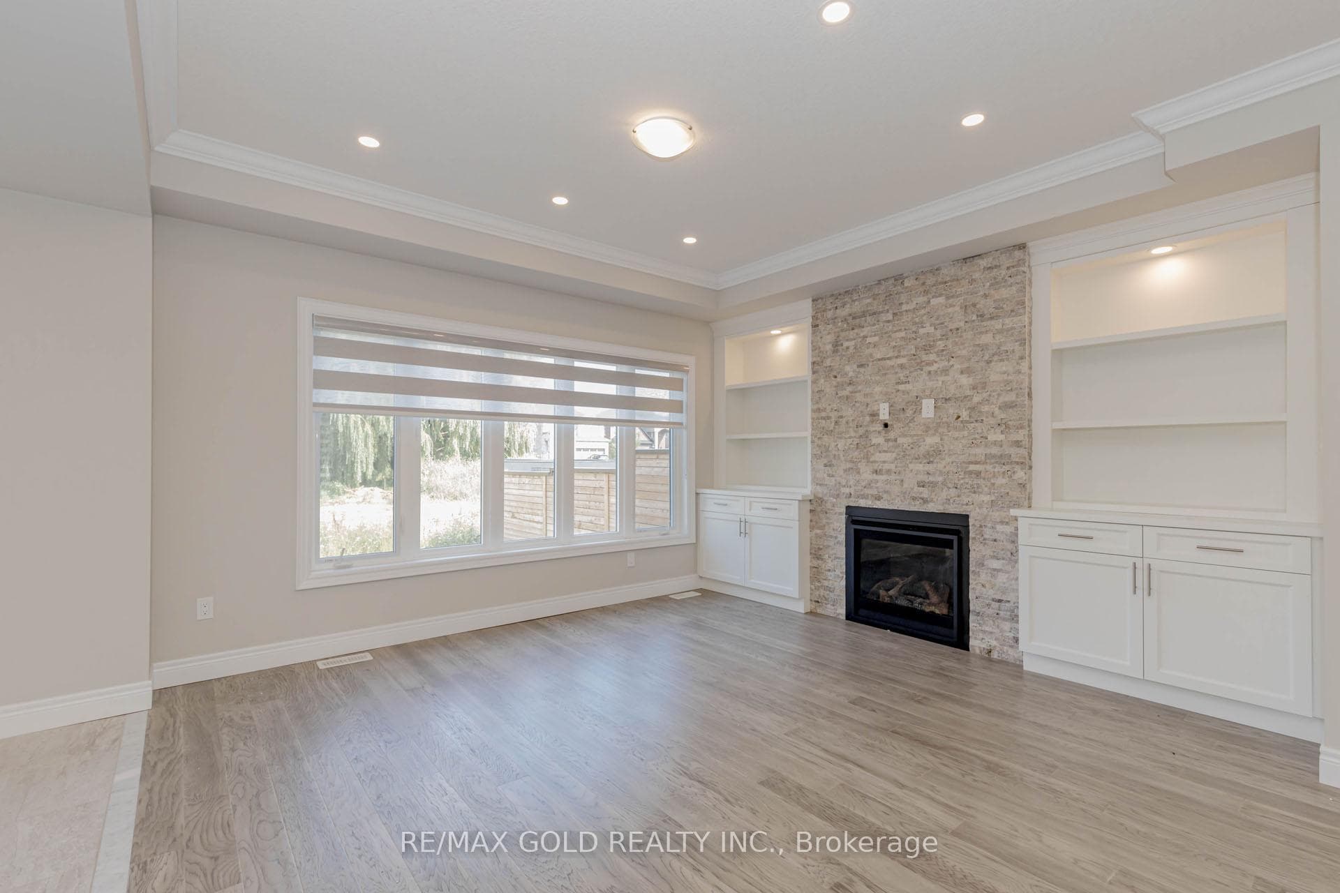 61 Eleanor Avenue Unit Upstairs photo 10
