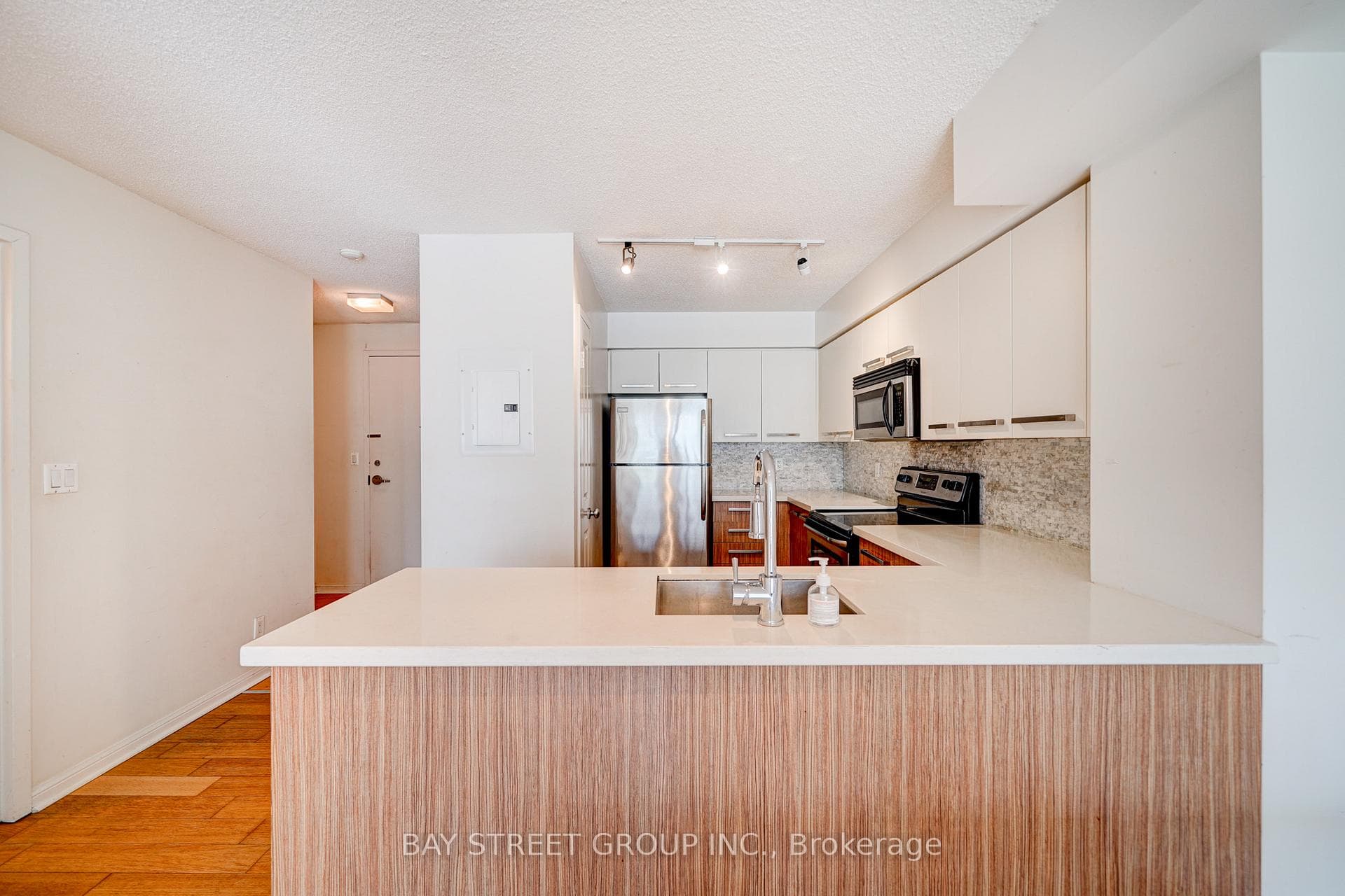 11 St Joseph Street Unit 810 photo 11