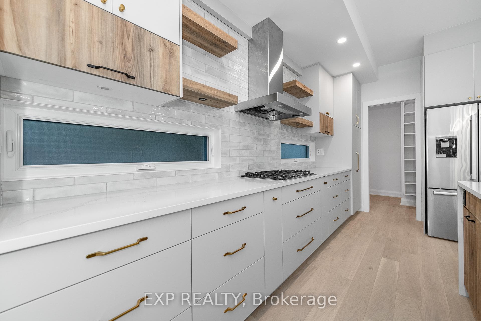 533 BROADHEAD Avenue Unit A photo 17