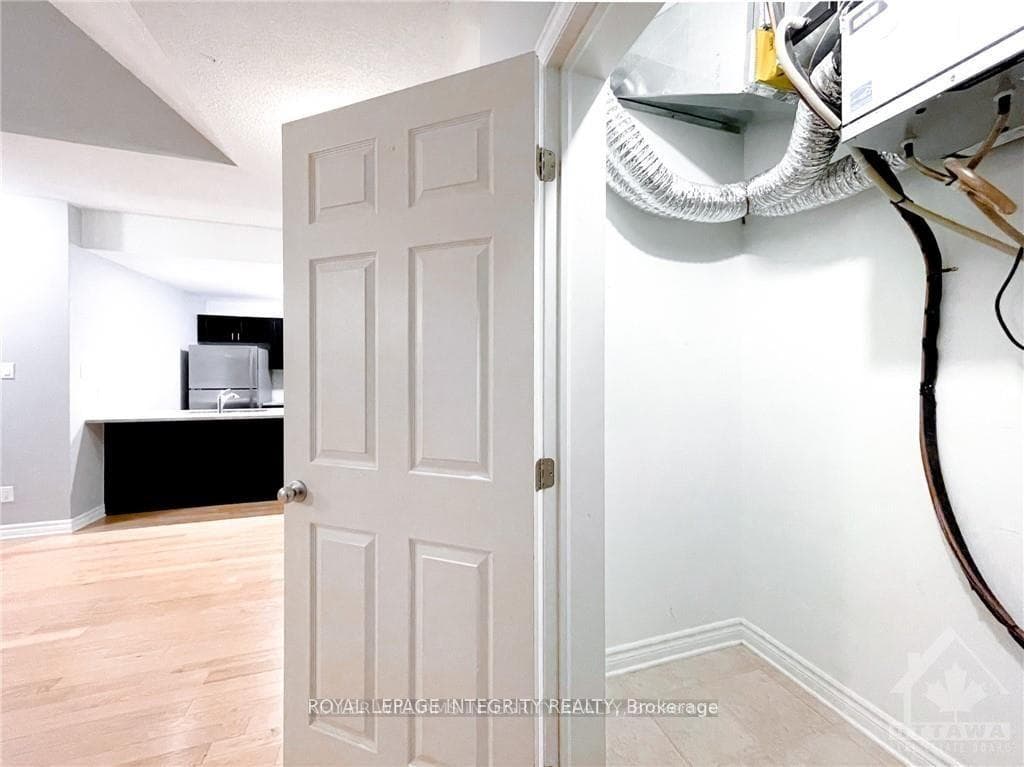 103 Fraser Fields Way Unit J photo 5