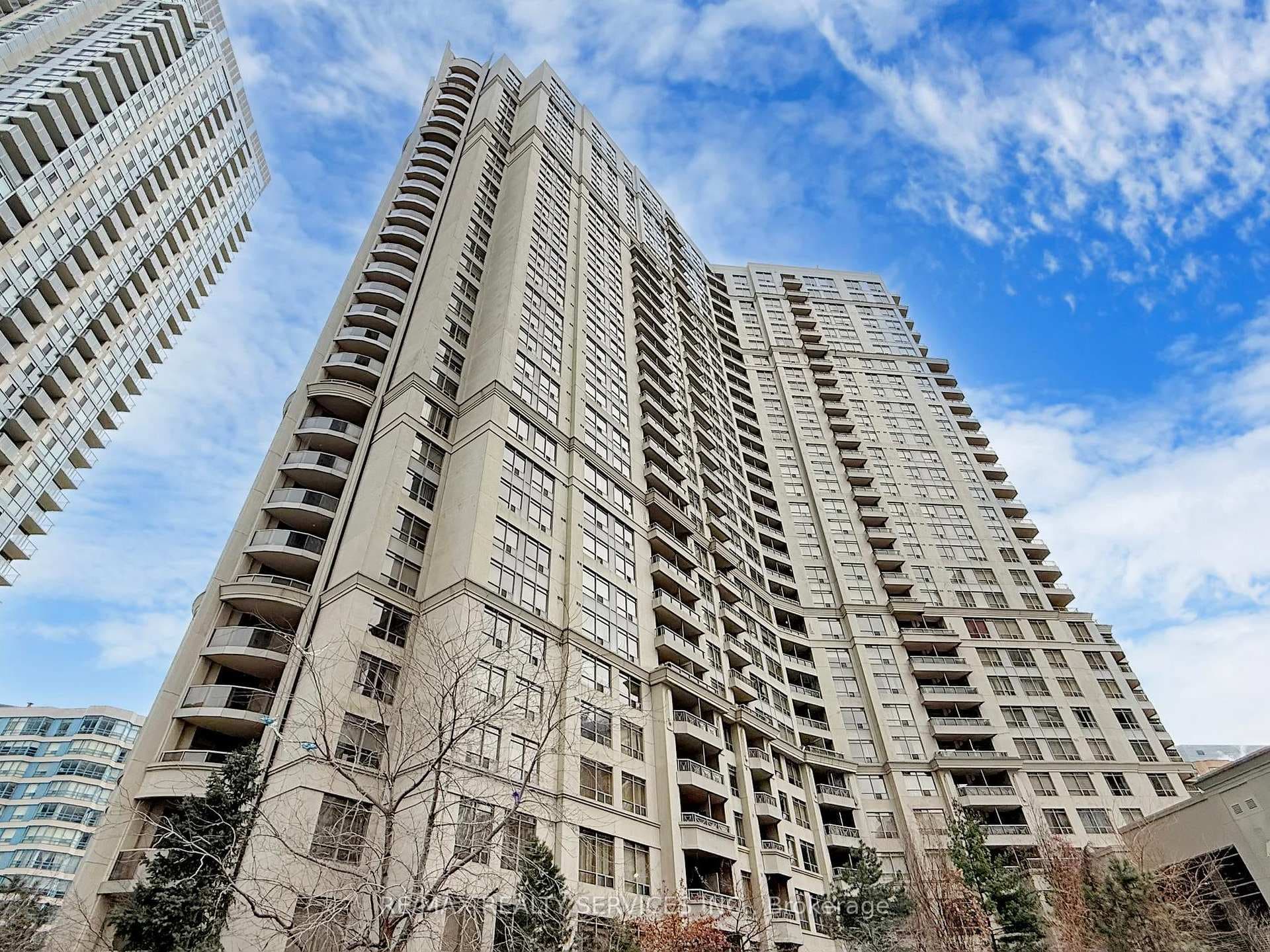 3880 Duke Of York Boulevard Unit 504 photo 2