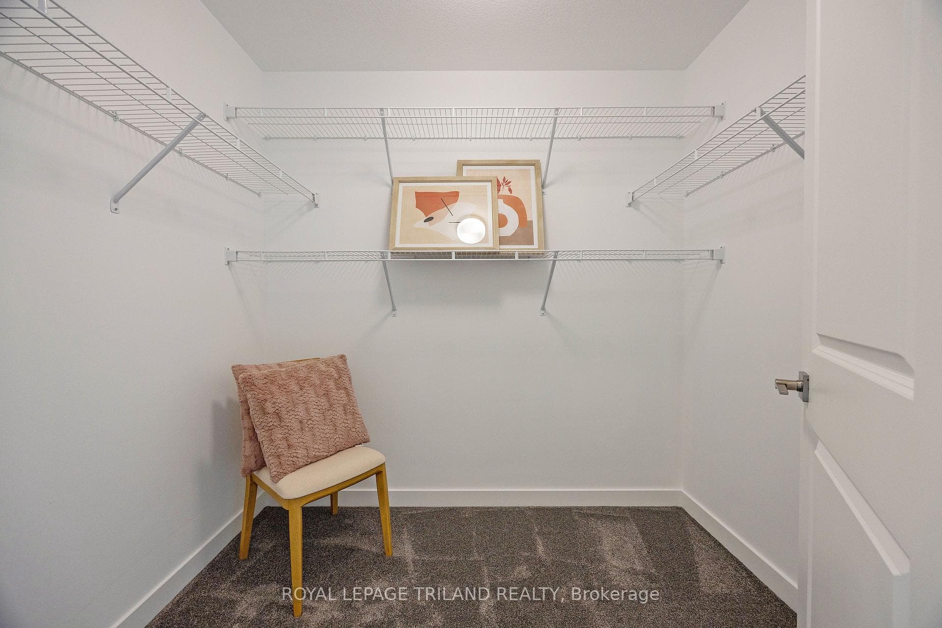 56 SILVERLEAF Path photo 29