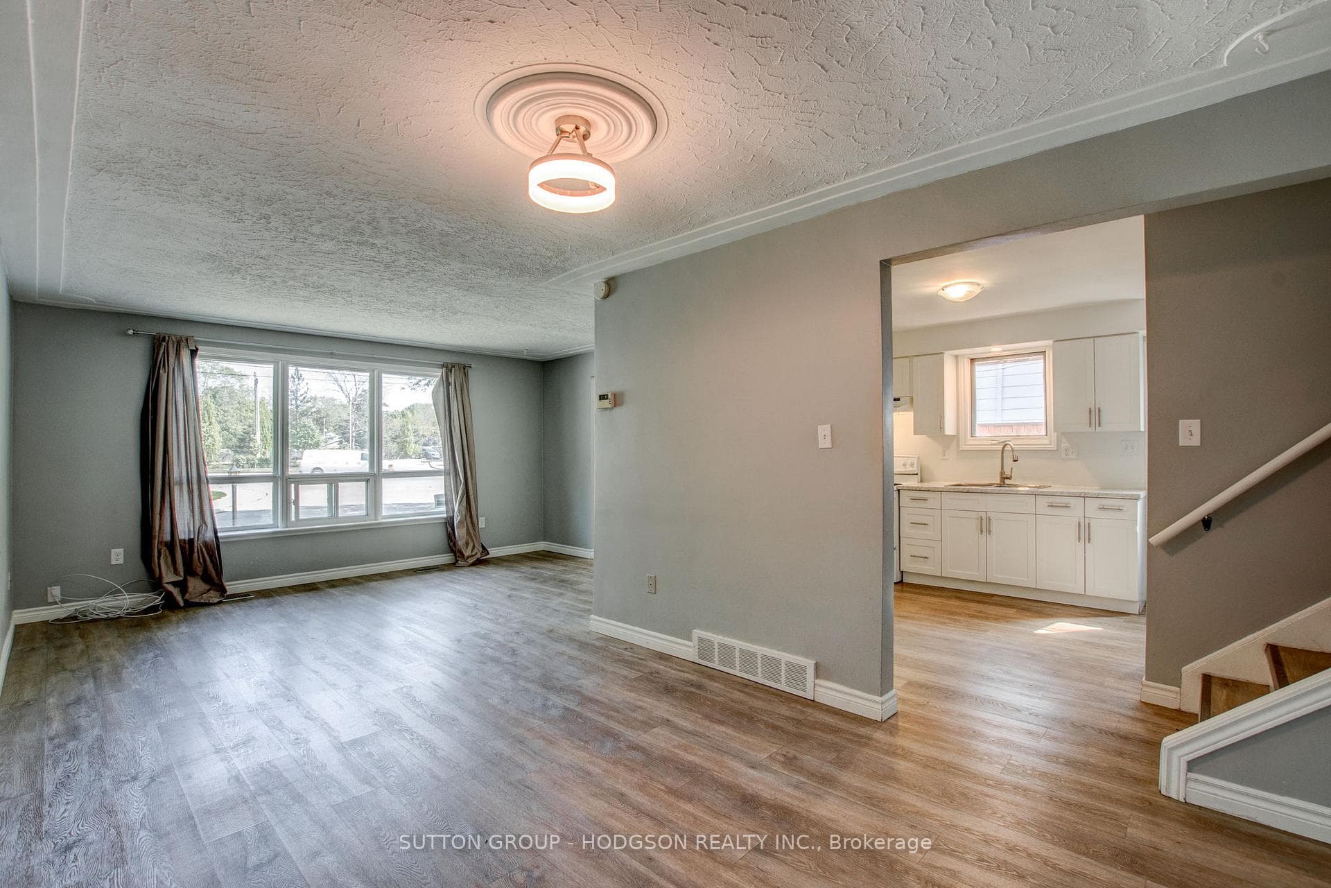 151.5 WALNUT Street photo 9