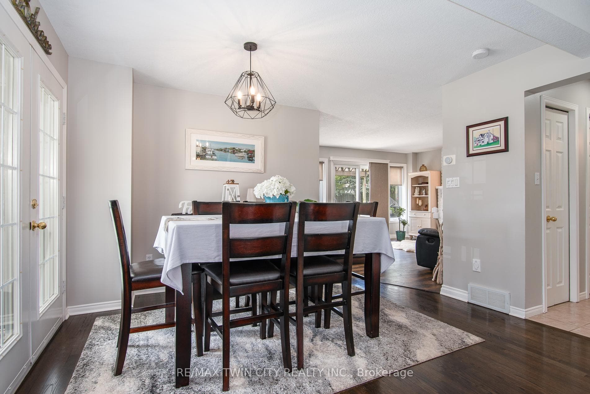 71 Reiner Crescent photo 9