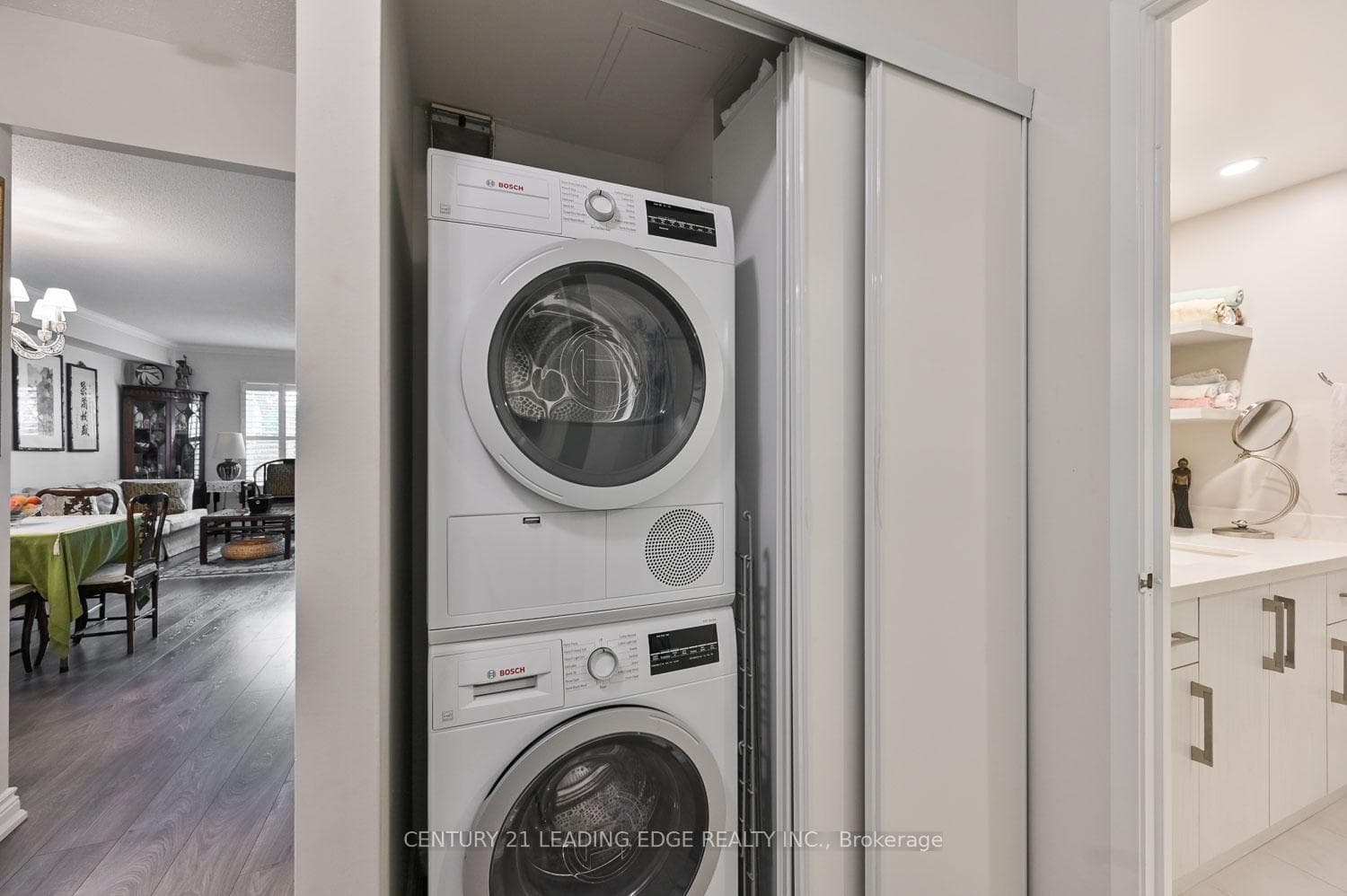 100 Anna Russell Way Unit 124 photo 29