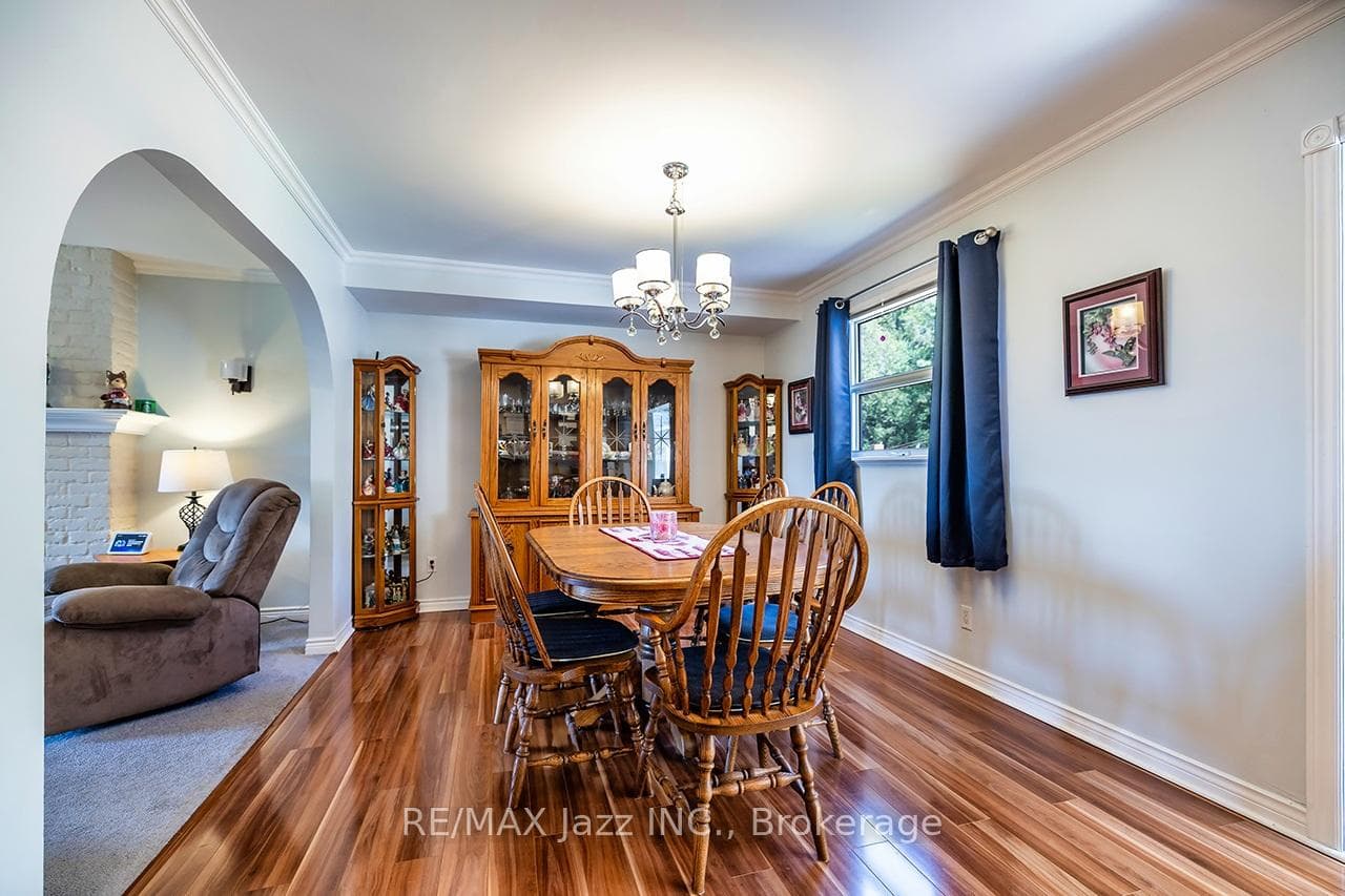 835 Cedar Glen Road photo 16