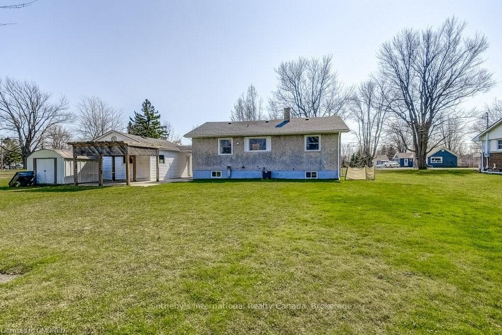 5688 SHERKSTON Road photo 30