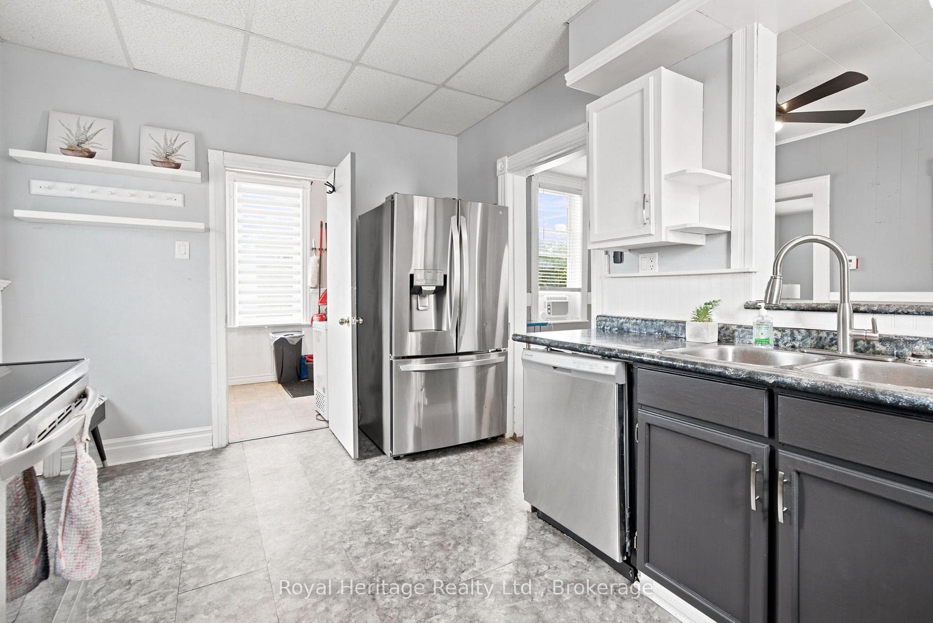 61 Lindsay Street photo 11