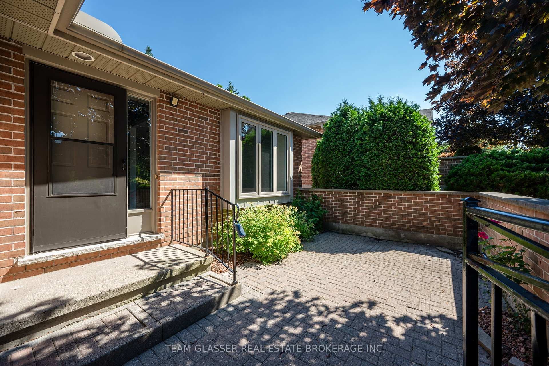 2 CADEAU Terrace Unit 17 photo 2