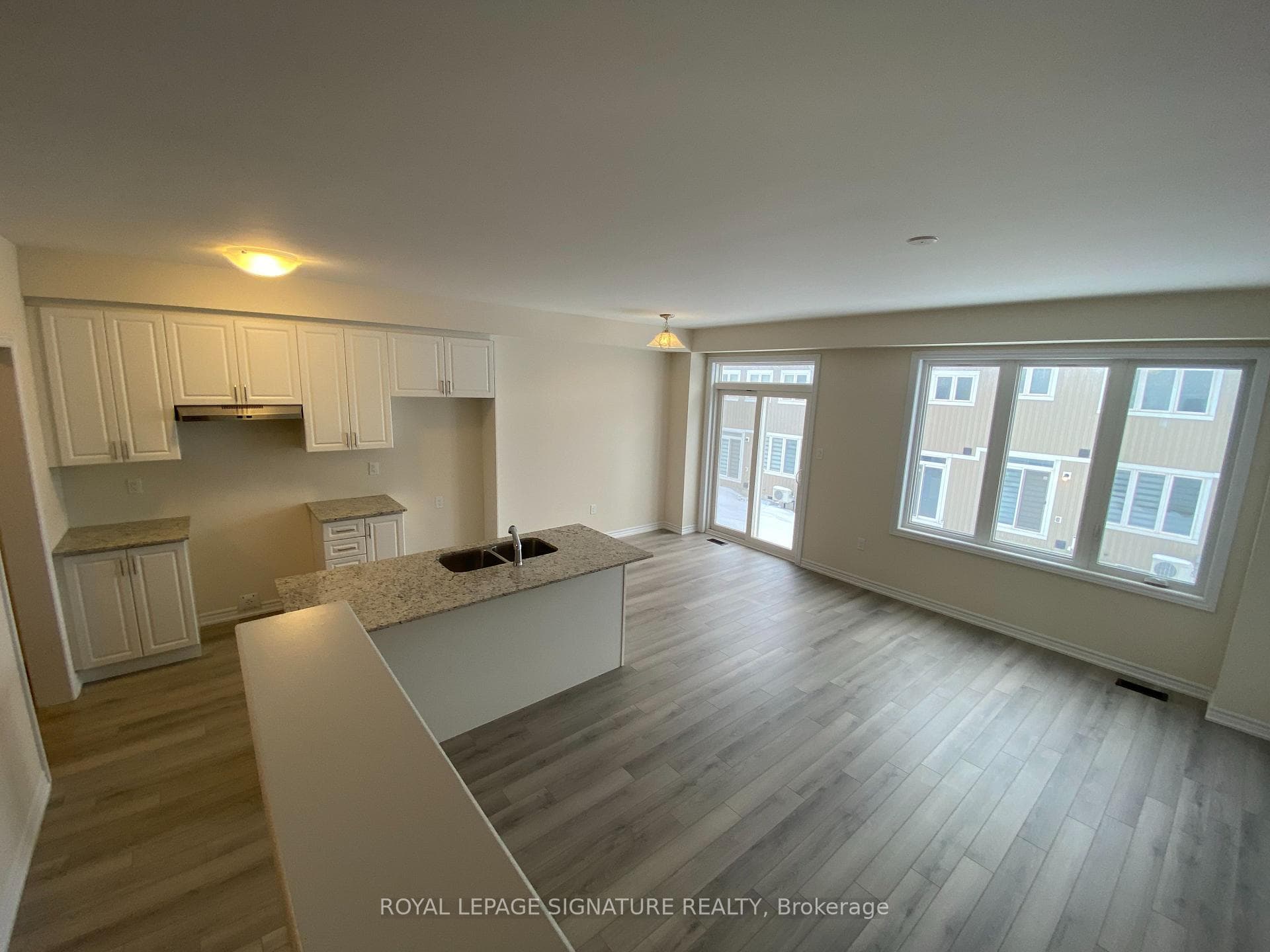 147 Gear Avenue photo 12