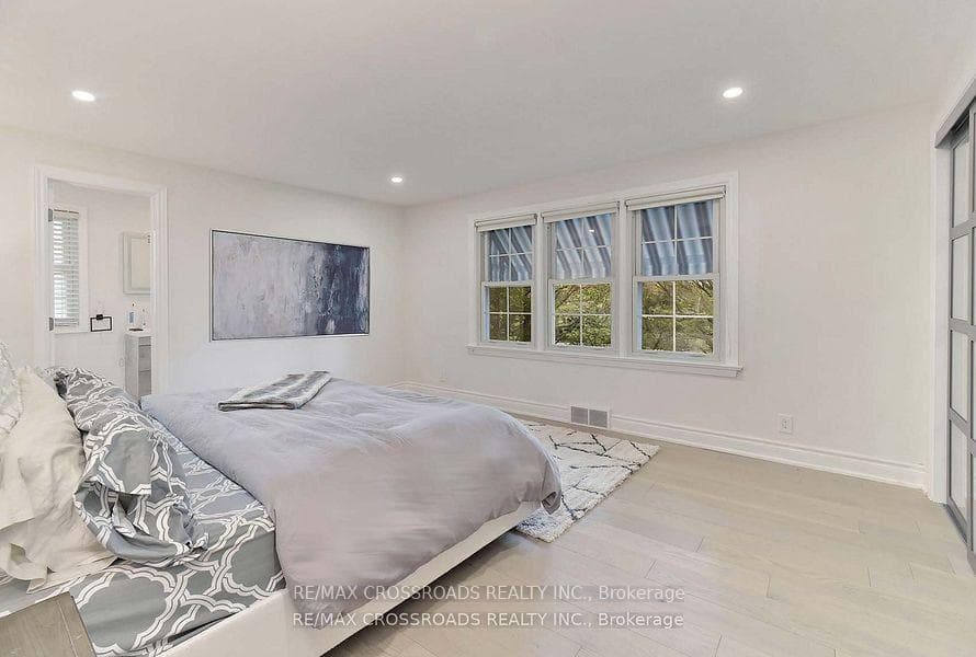634 Brookside Drive photo 18