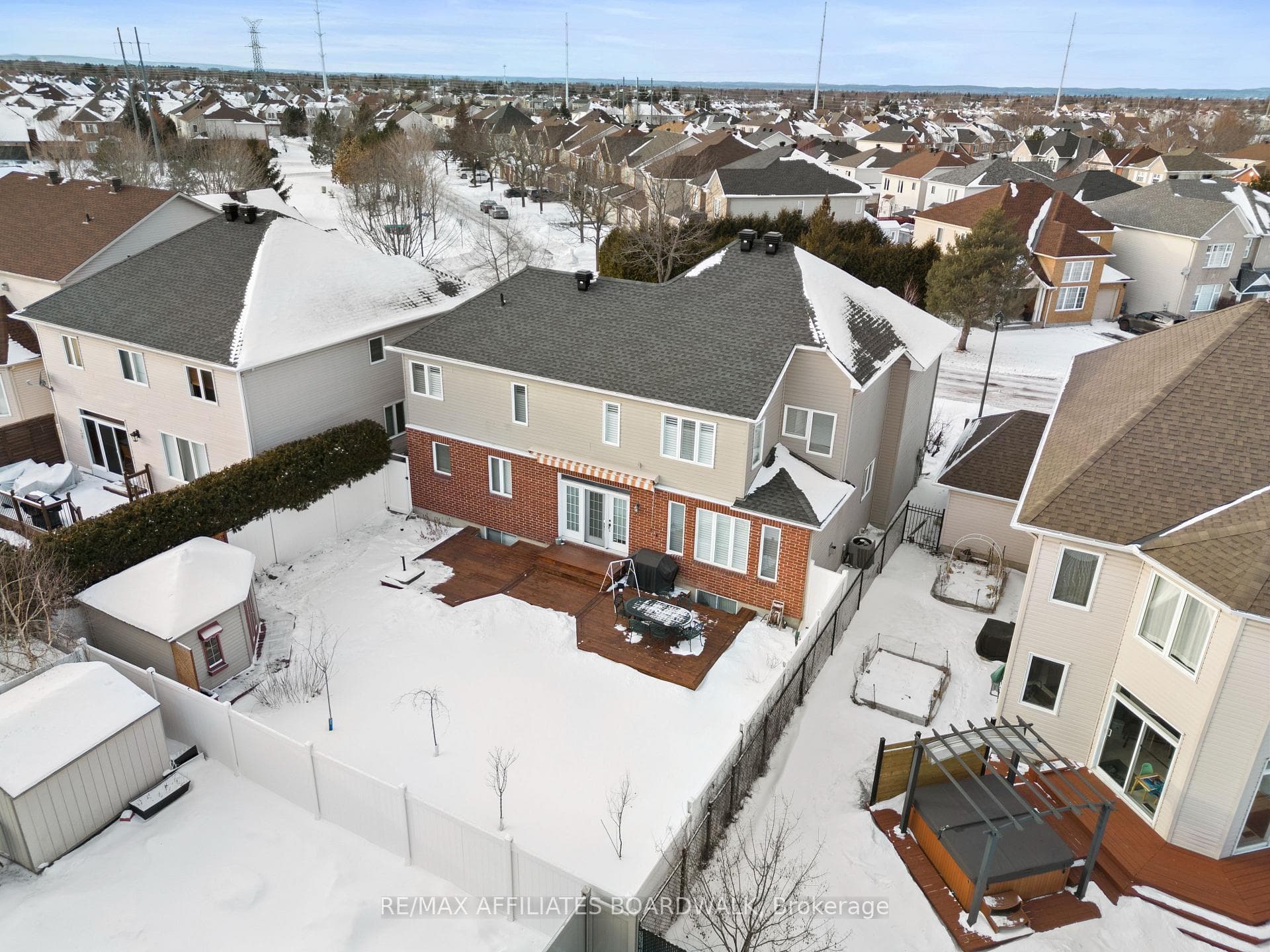 634 St Bruno Street photo 30