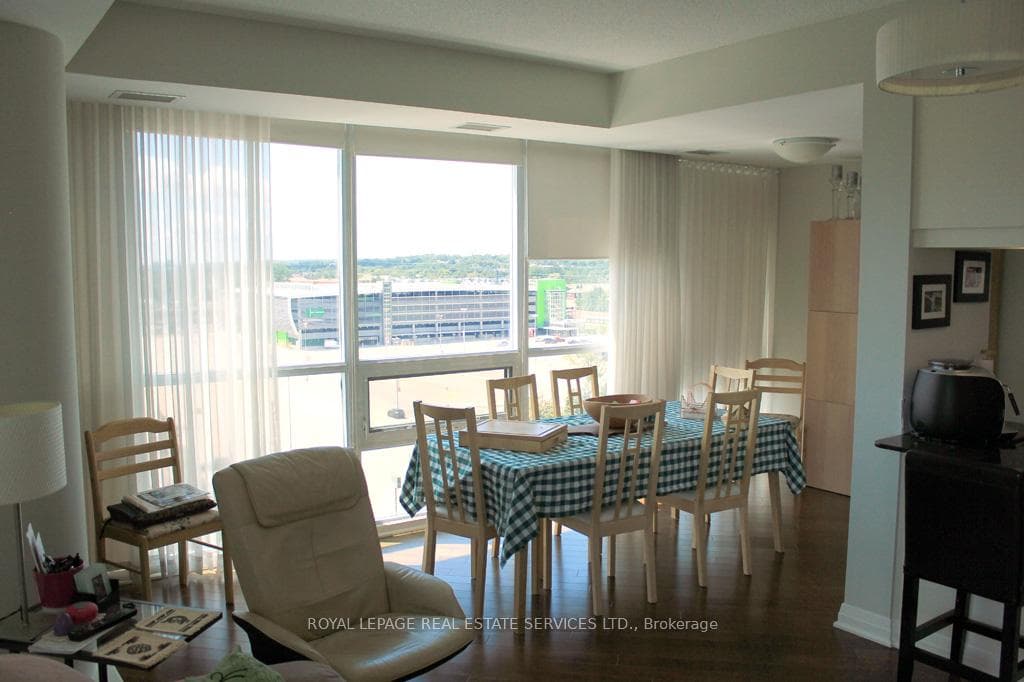 Dining area facing west